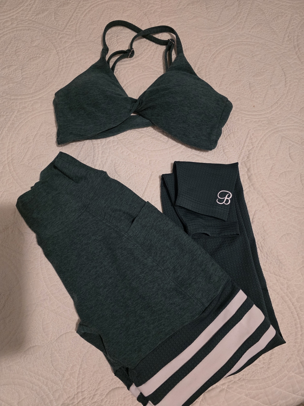 Bombshell Sportswear Green Sports Bra and Legging Set